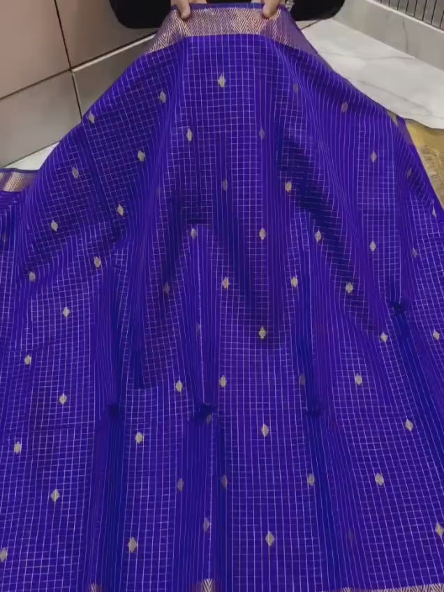 Check pattern Silk Saree