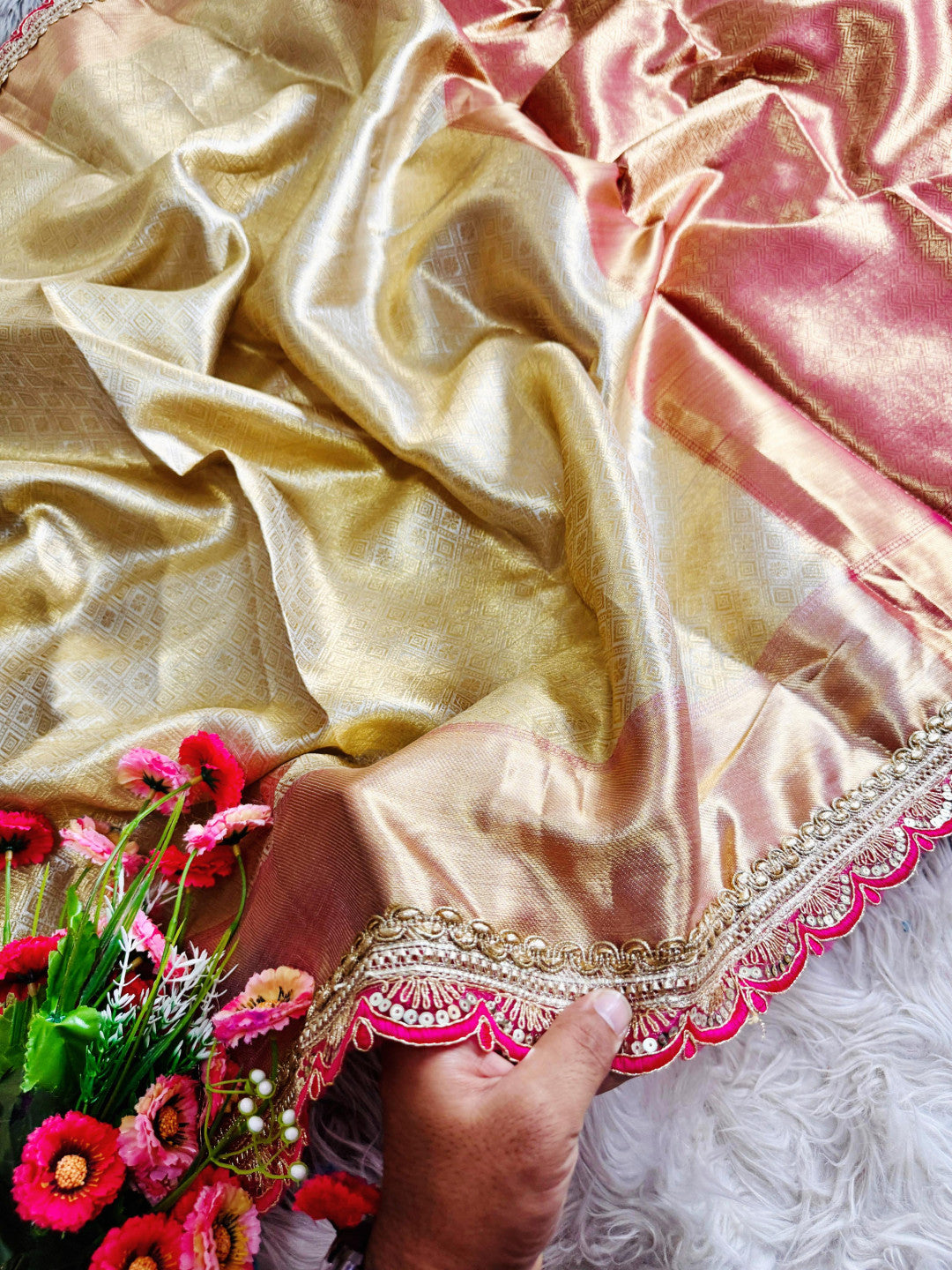 Gold soft tissue silk