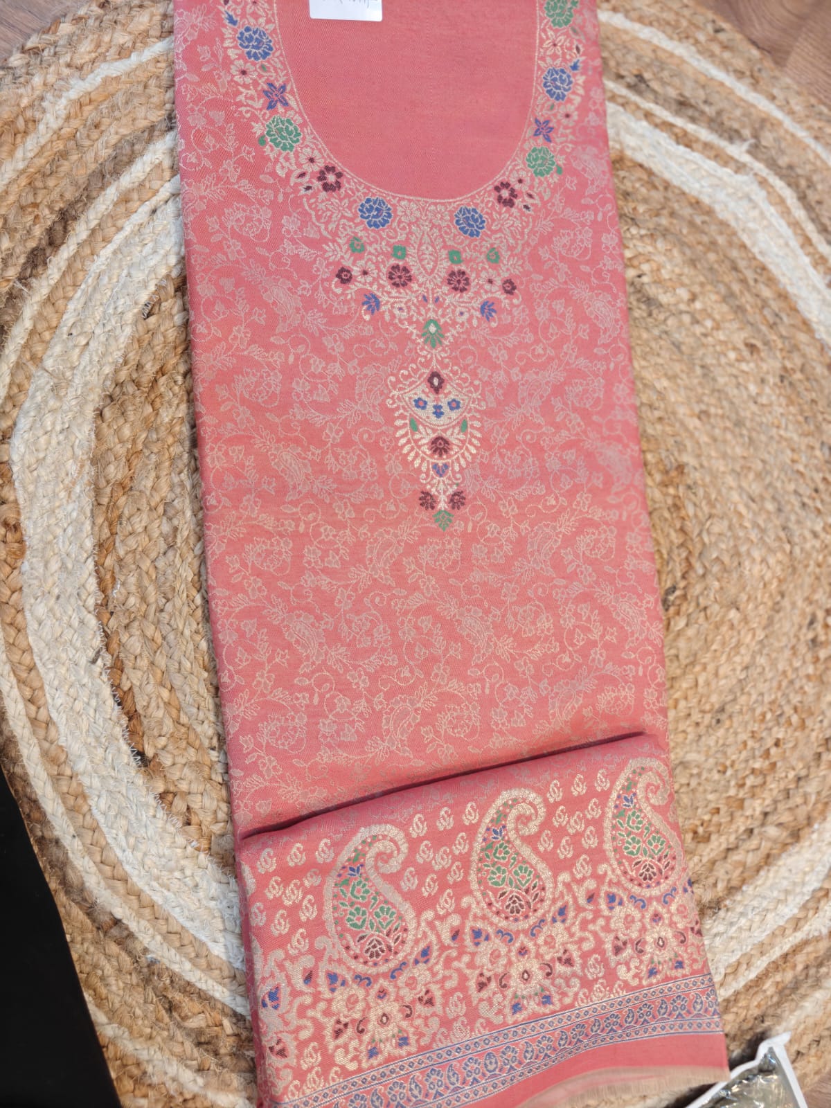 Wollen fabric unstitched